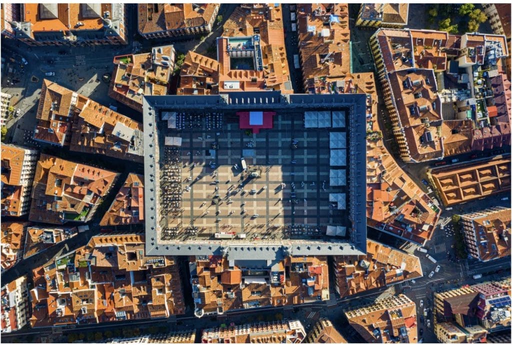 Madrid old town plaza mayor luxury private tour