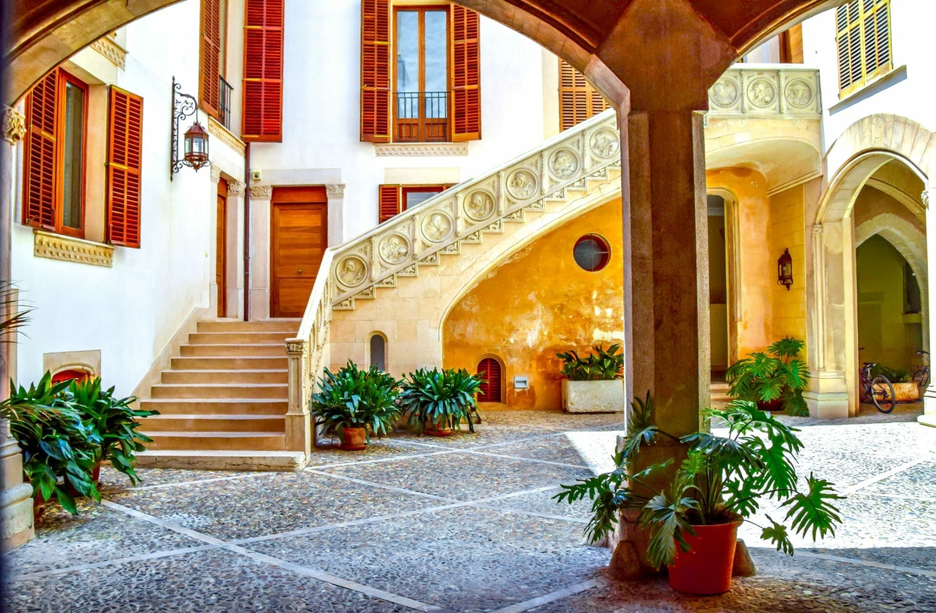 Palma de Mallorca Private Luxury Tour