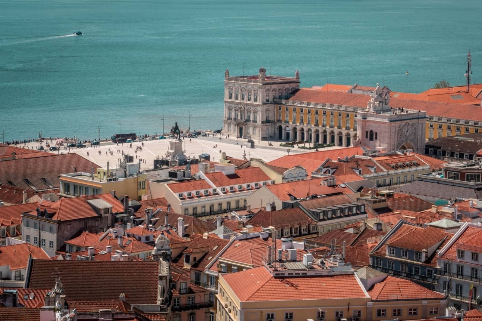 Private luxury travel tour lisbon, portugal