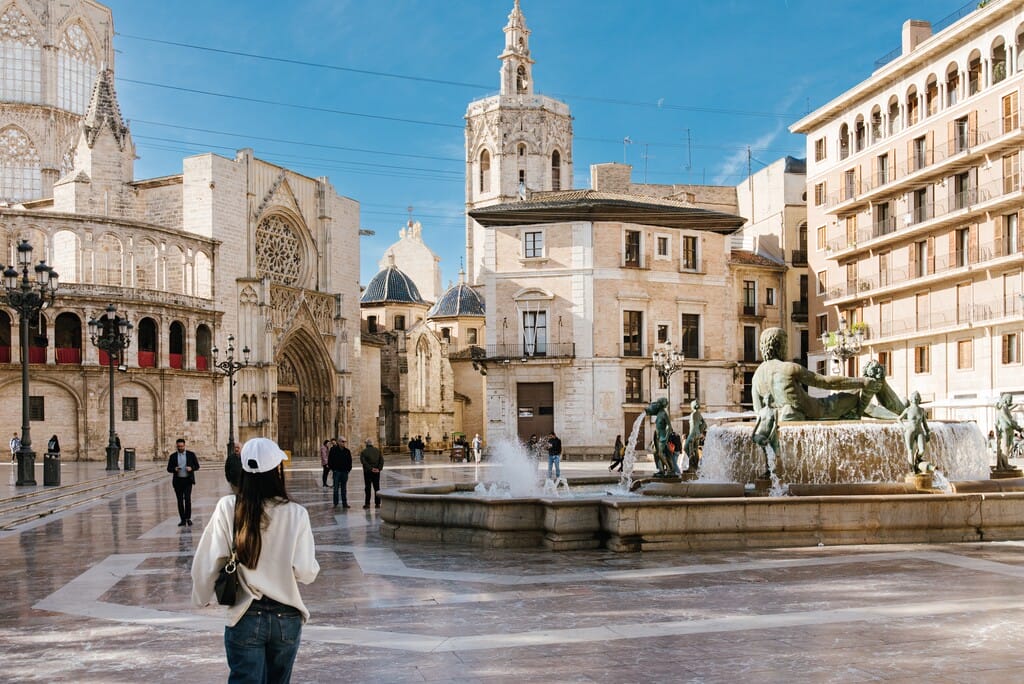 Plaza de la Virgen with the cathedral and the Turia fountain, Valencia, Spain
